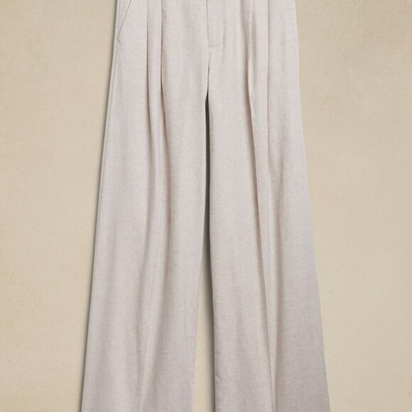 Banana Linen-Blend Wide-Leg Pleated Trouser- Size 10 - Picture 10 of 12